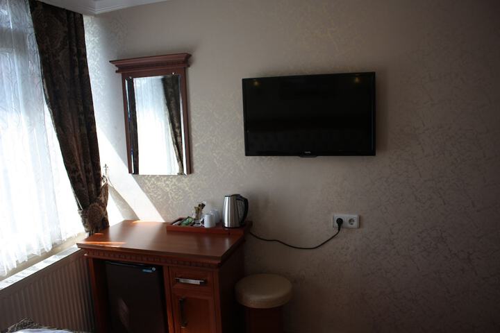 Room 19 of 34