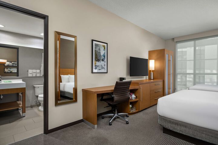 2 Queen Beds High Floor (5 of 15)