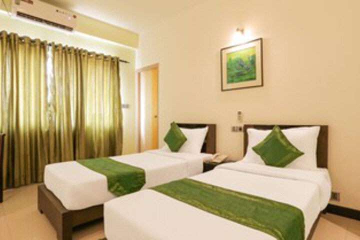 Room 30 of 40