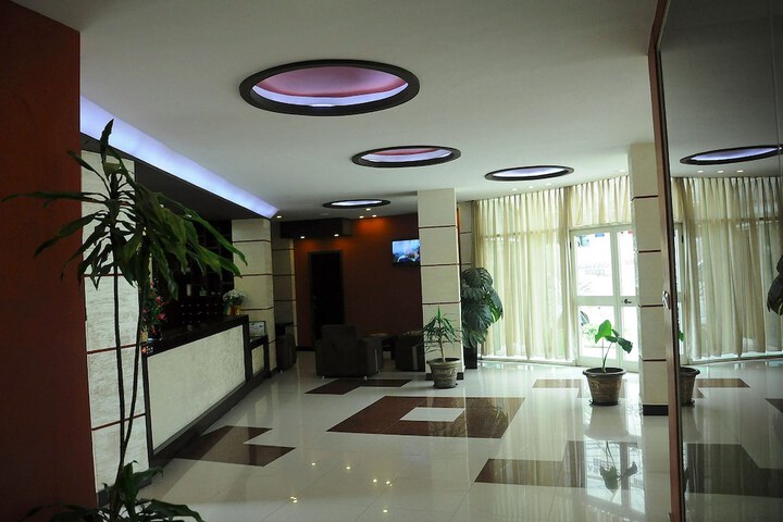Hotel 2 of 56