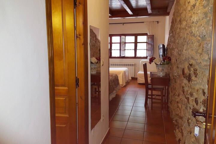 Room 19 of 33