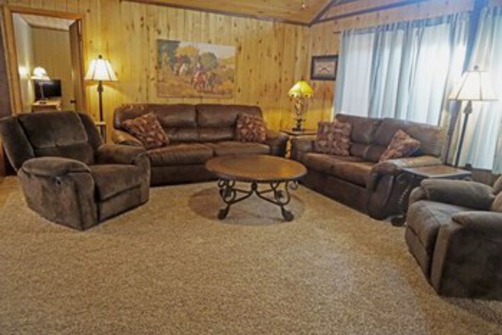 Room 12 of 33