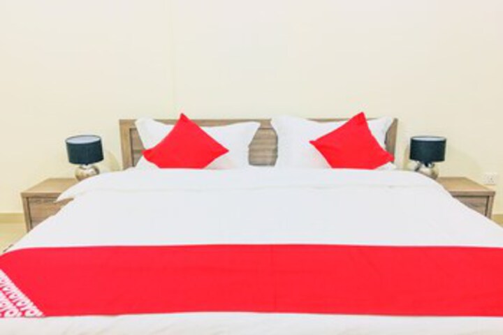 Room 15 of 16