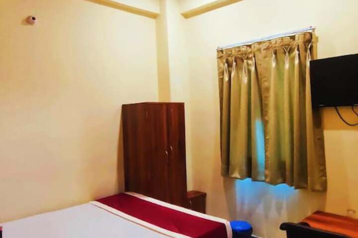 Room 5 of 26
