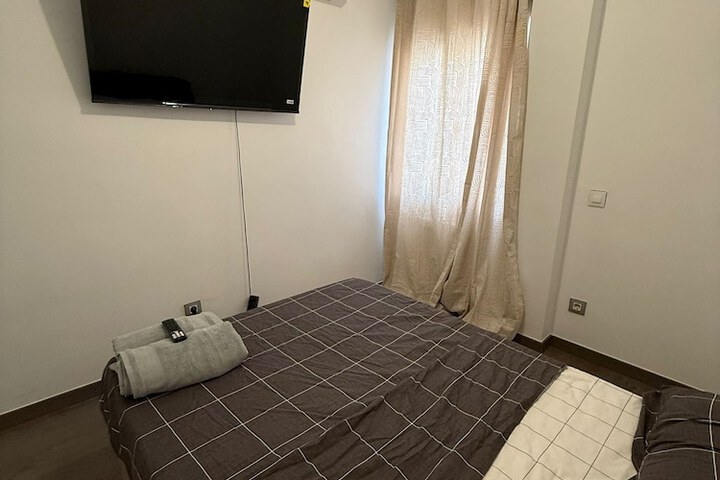 Room 4 of 23