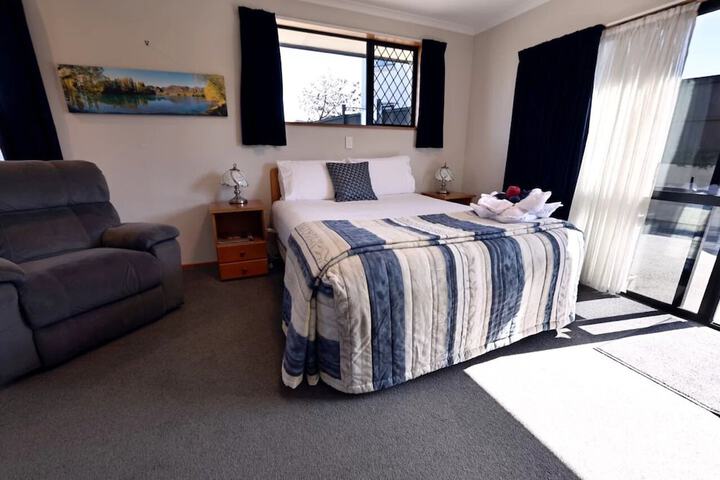 Room 50 of 70