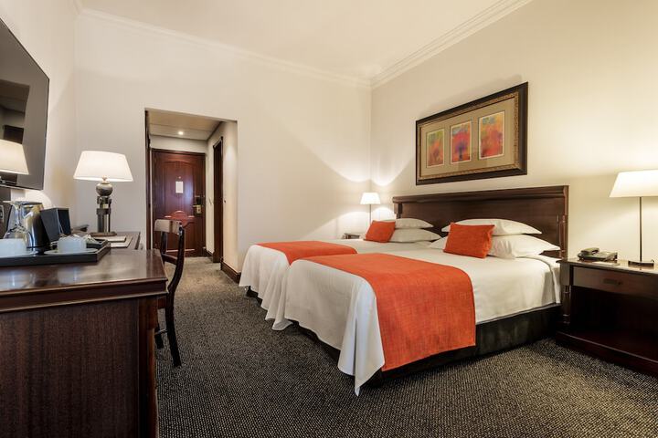 Room 15 of 72