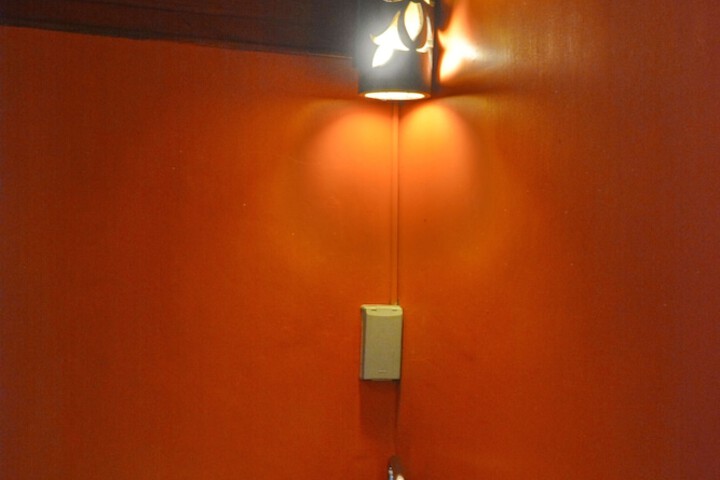 Room 15 of 96