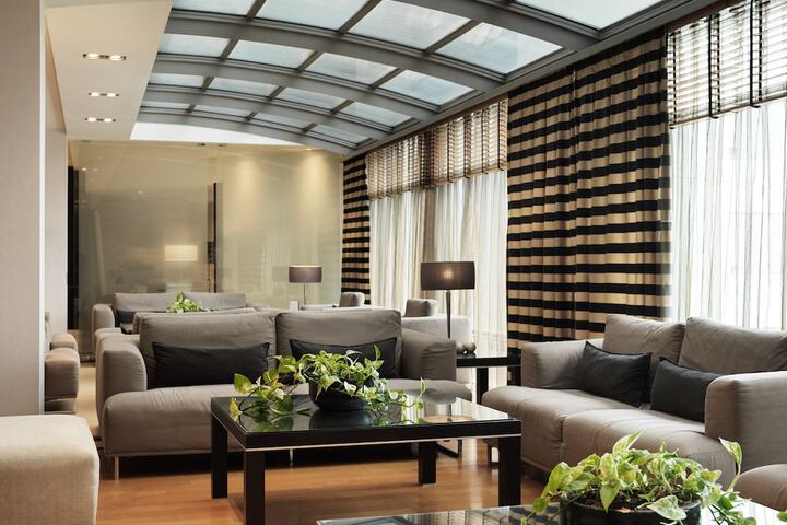 Hotel Lobby
