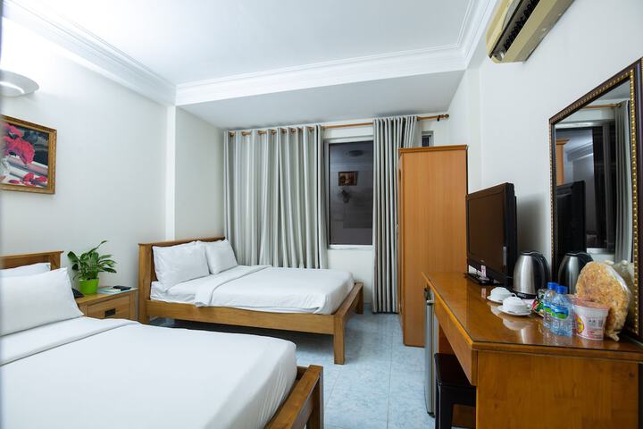 Room 28 of 51