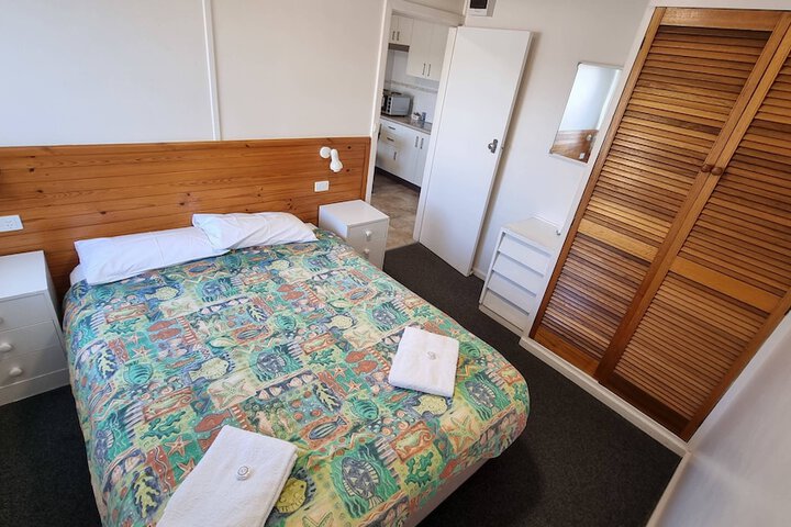 Room 11 of 69