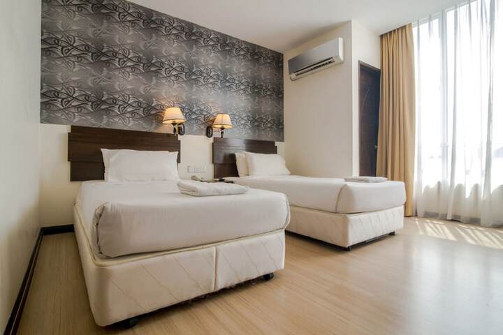 Room 14 of 43