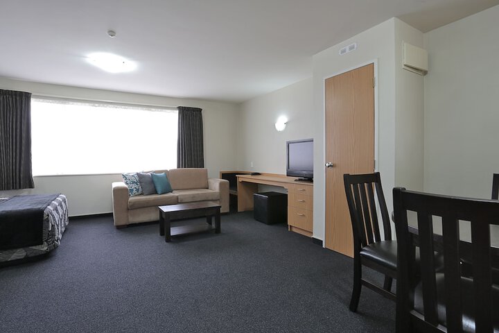 Room 22 of 41