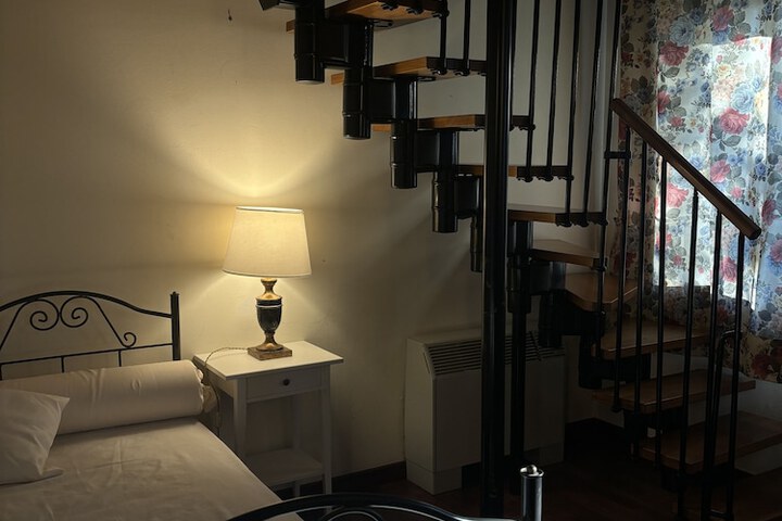Room 63 of 177