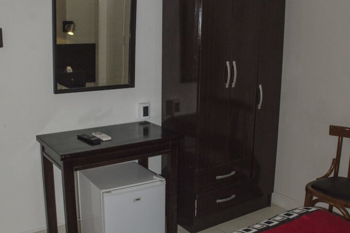Room 33 of 56