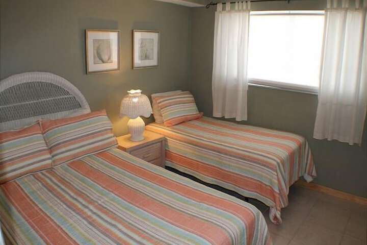 Room 2 of 29
