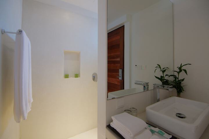 Room 39 of 169