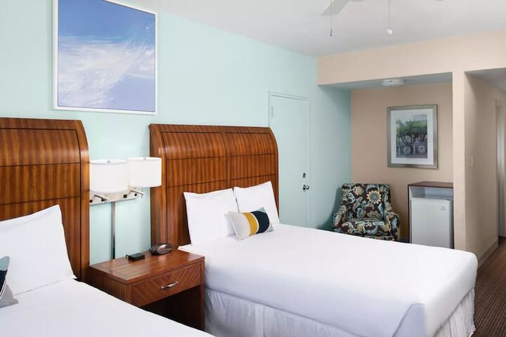 Room 44 of 87
