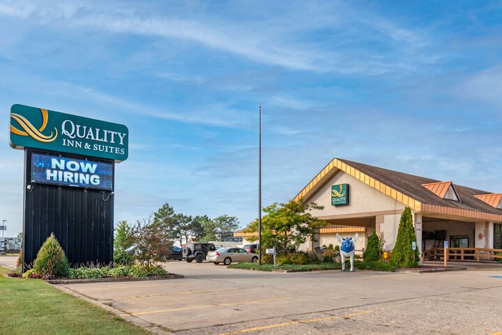 Hotel 70 of 71