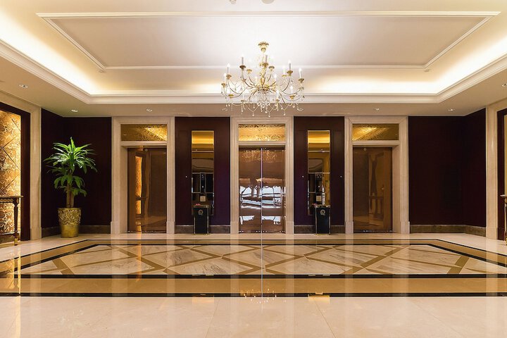 Hotel Interior 9 of 51