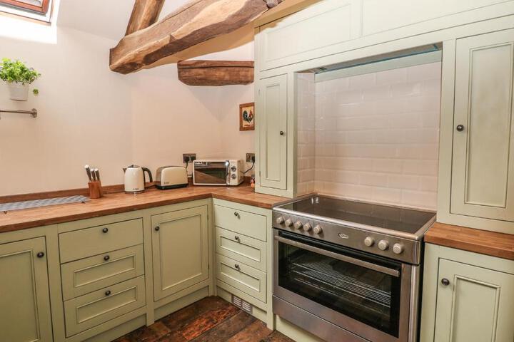 General 8 of 31