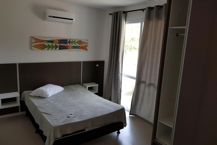 Room 5 of 19
