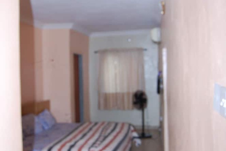Room 6 of 23