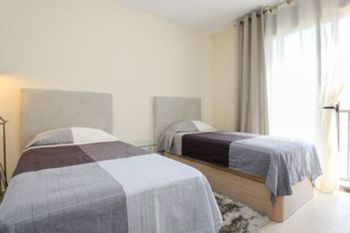 Room 7 of 24