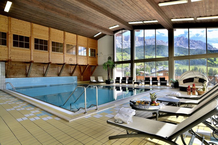 Pool 27 of 60