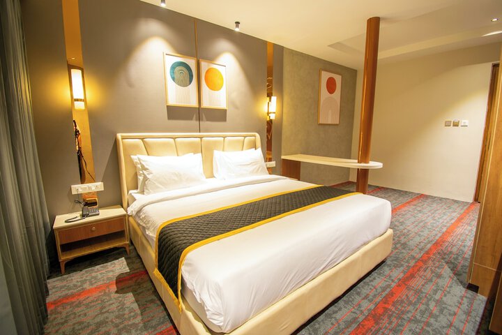 Room 13 of 45