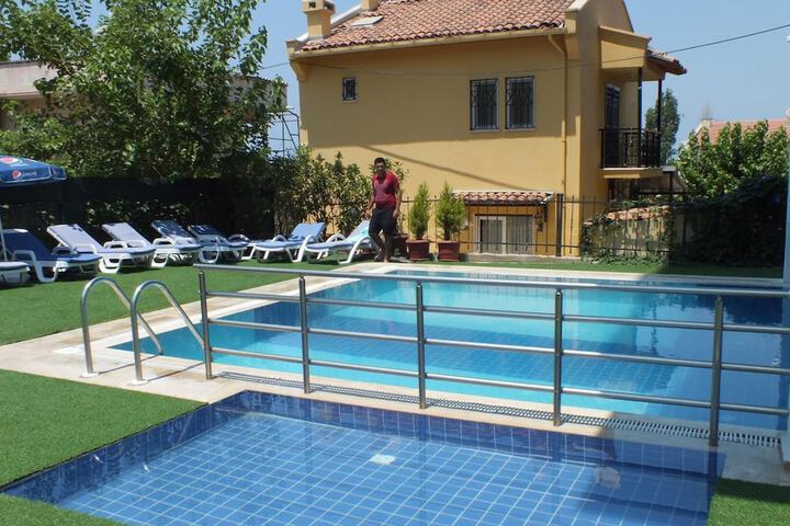 Hotel with Pool