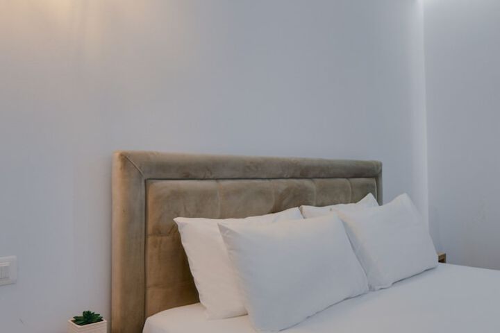 Room 3 of 30