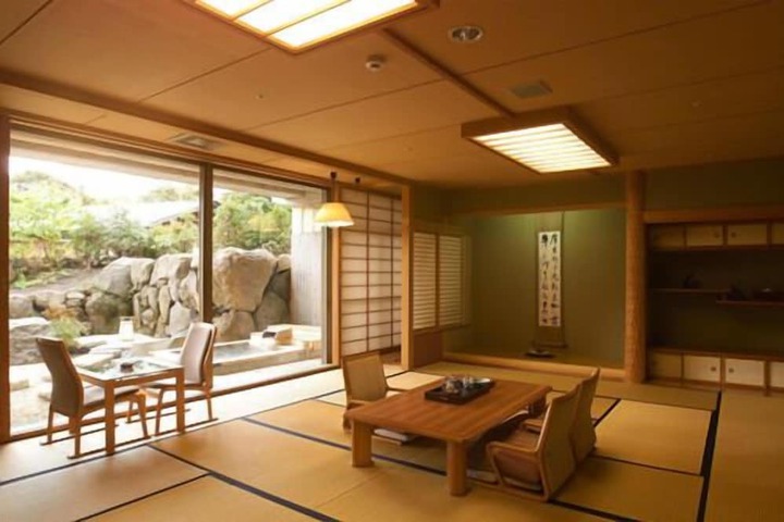 Room 20 of 53