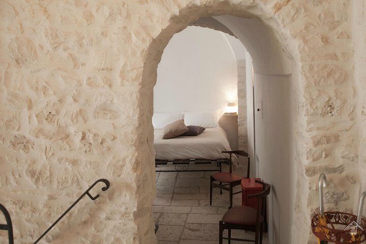 Room 6 of 40