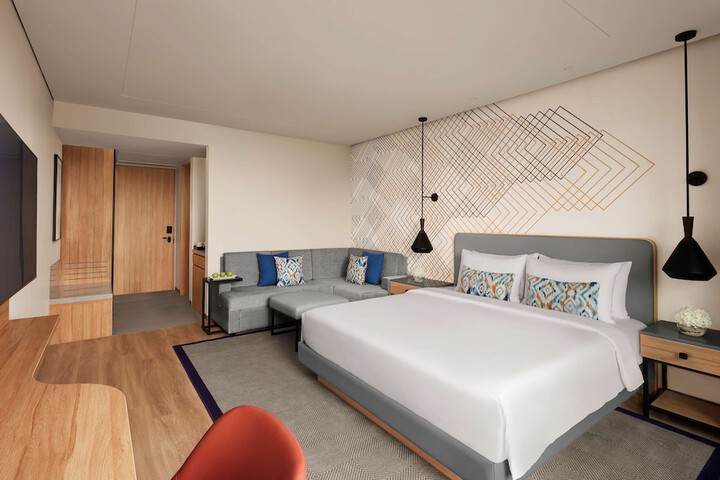 Room 7 of 35