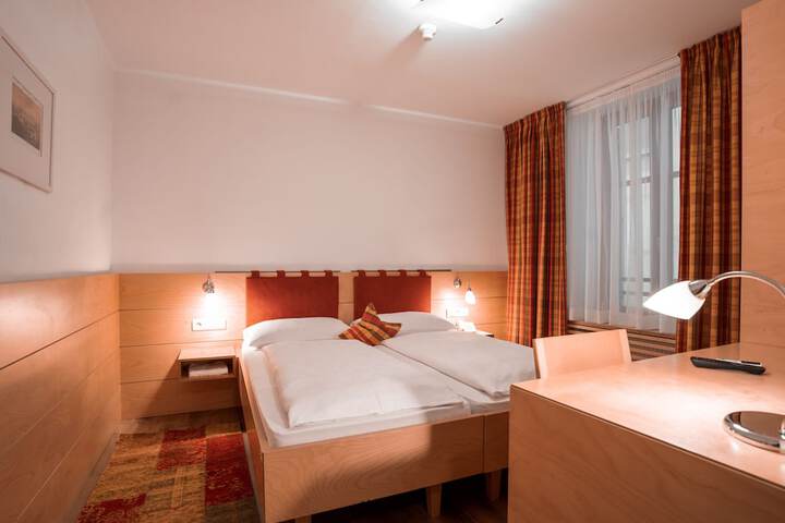 Room 15 of 54