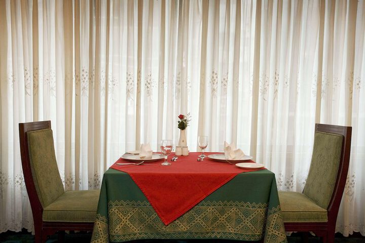 Dining 215 of 258