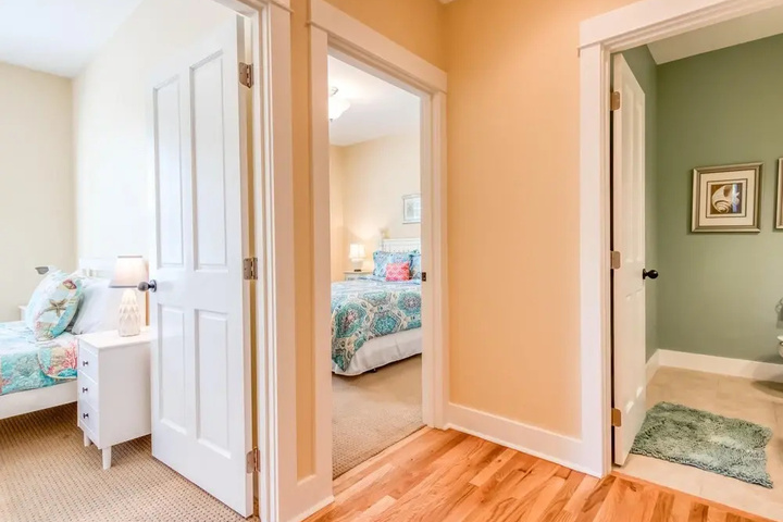 Room 2 of 19