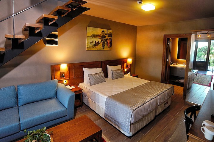 Room 25 of 71