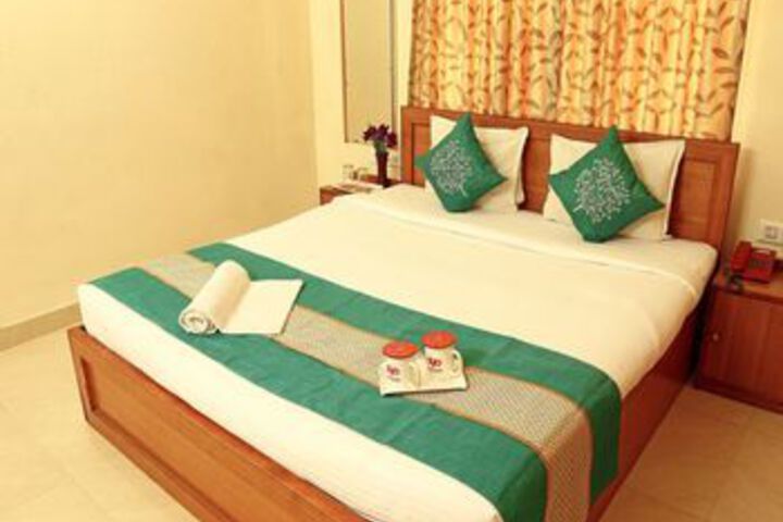 Room 8 of 27