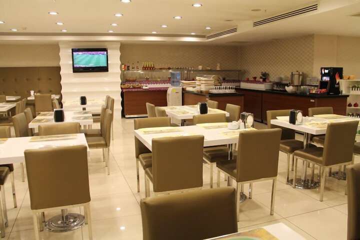 Dining 50 of 75