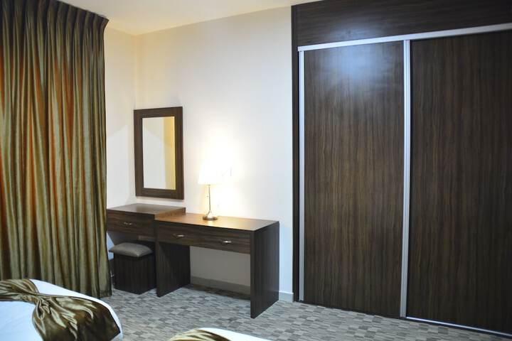 Room 7 of 39