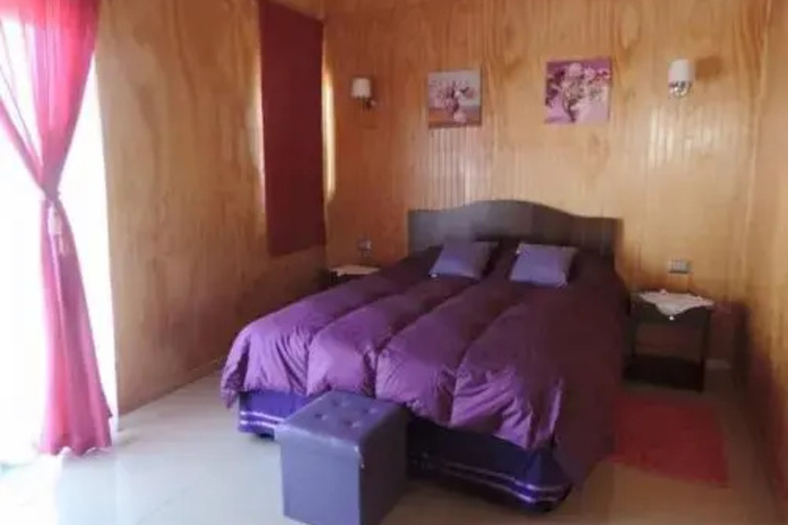 Room 5 of 12