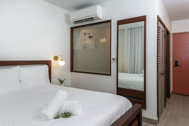 Room 5 of 27