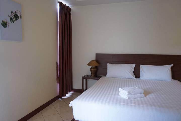 Room 12 of 46