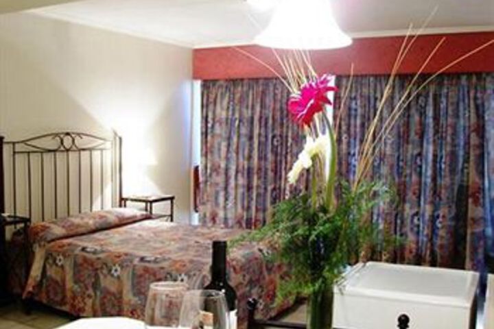 Room 12 of 30