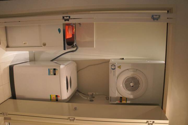 Room 5 of 26