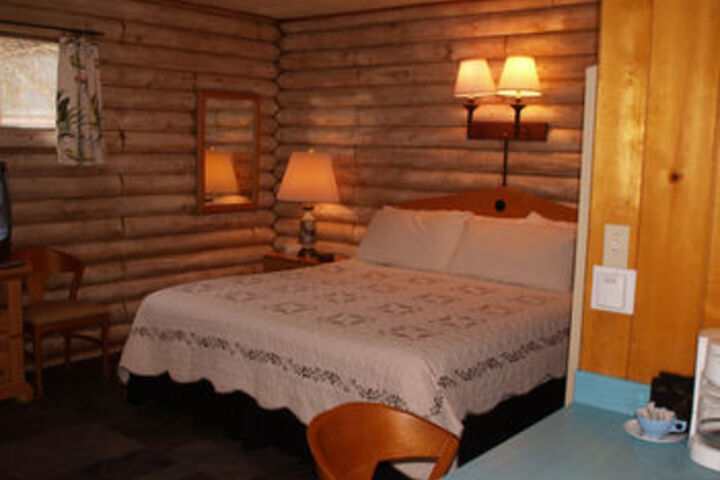 Room 9 of 46