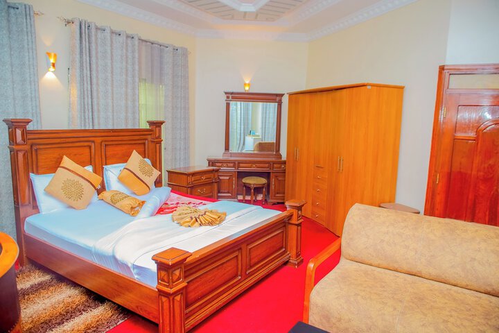 Room 10 of 44