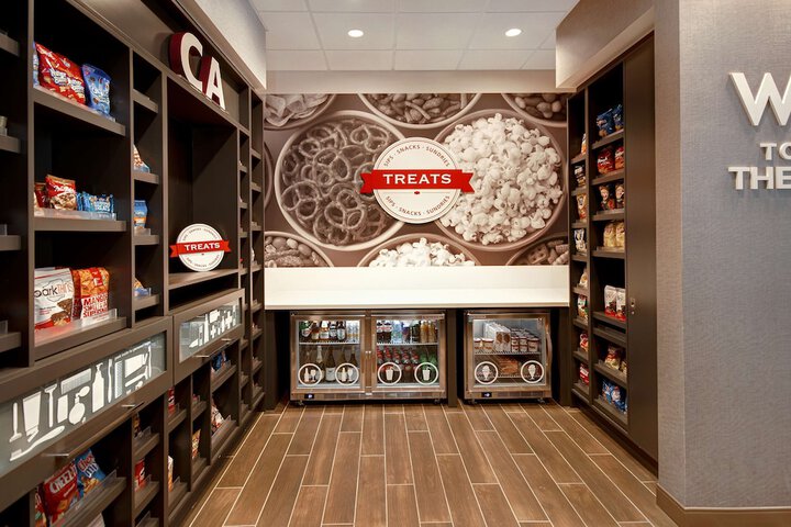 Snack bar